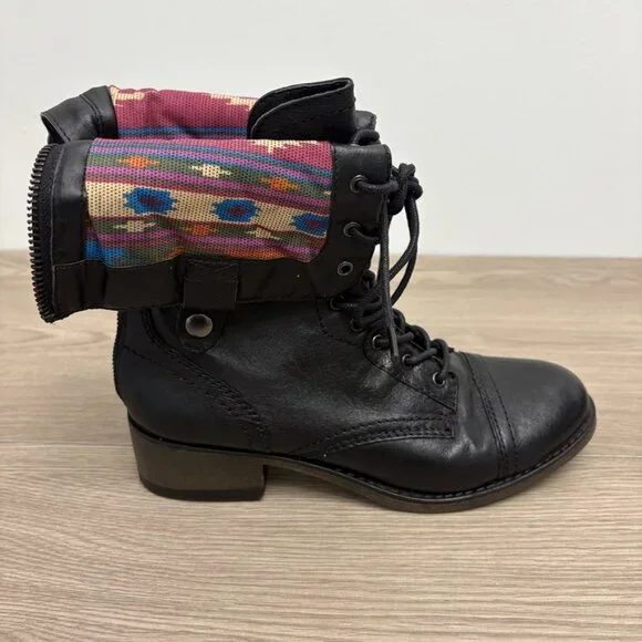 Steve Madden Leather Lace Up Combat Boots Black Foldover Aztec Print 7.5M - Picture 3 of 8